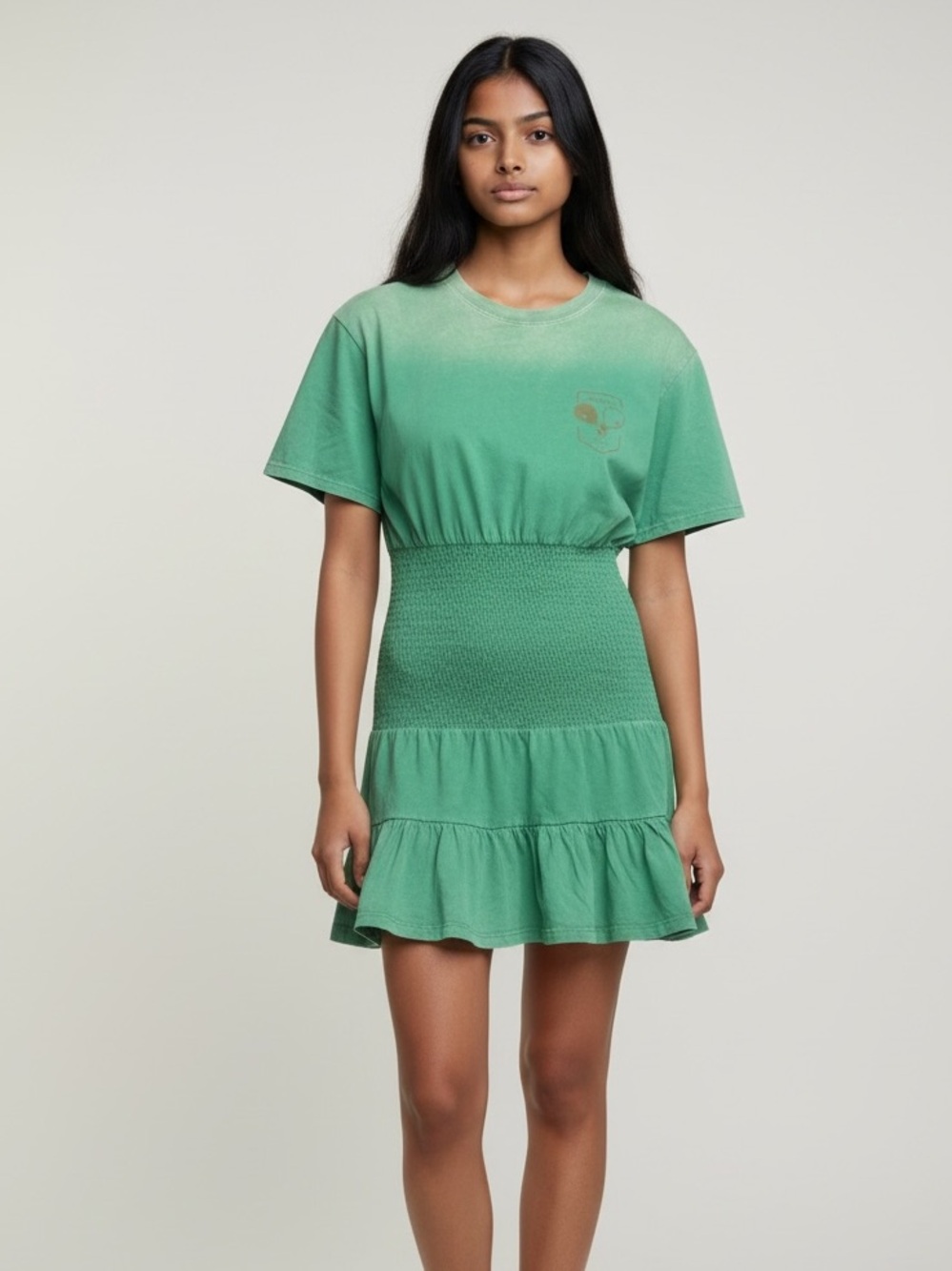 New Ser. OYA  Green Dress.  So fun for summer!